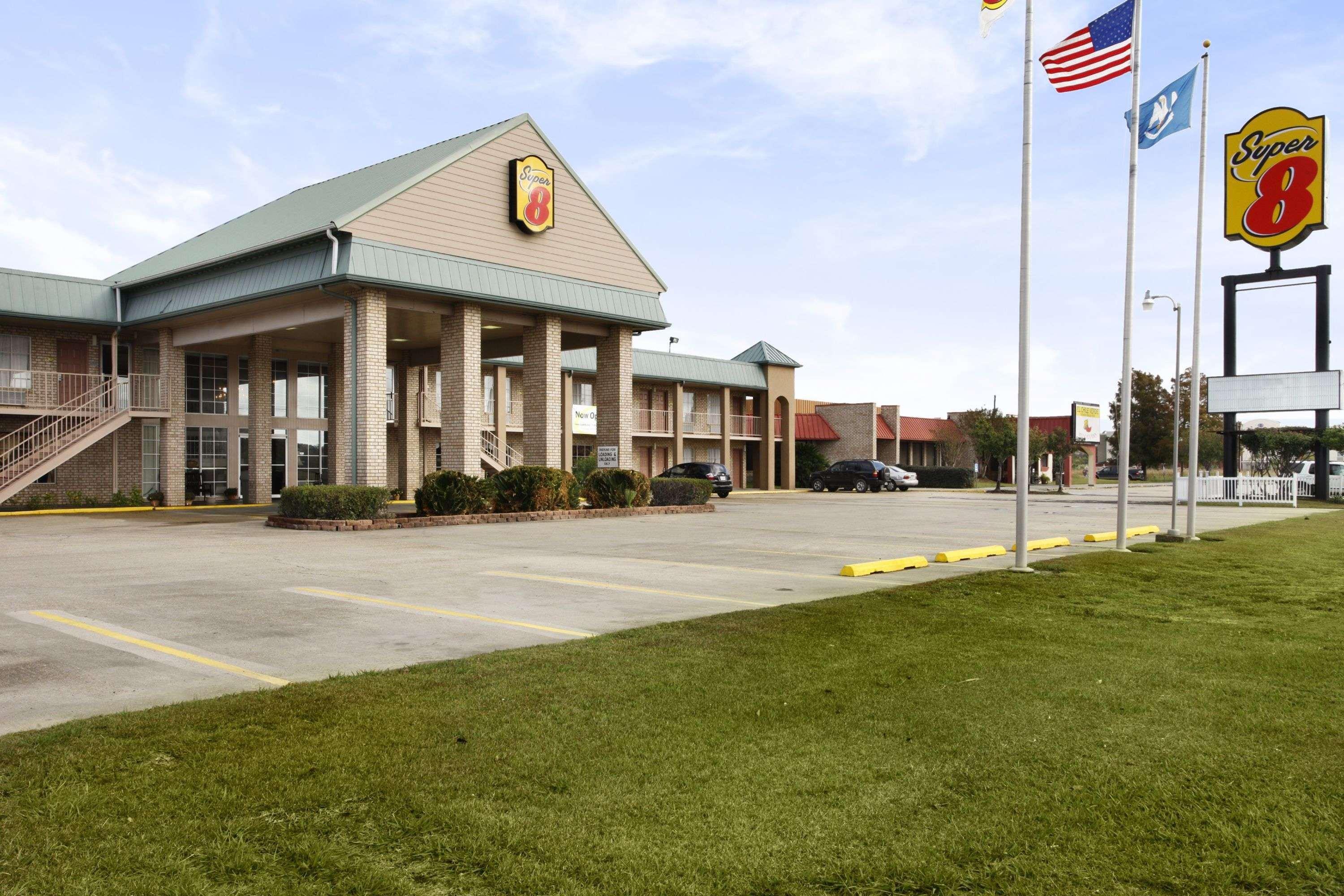 Super 8 By Wyndham New Iberia Exterior foto