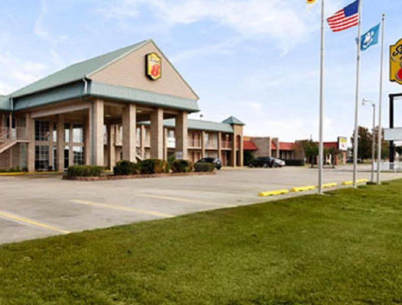 Super 8 By Wyndham New Iberia Exterior foto